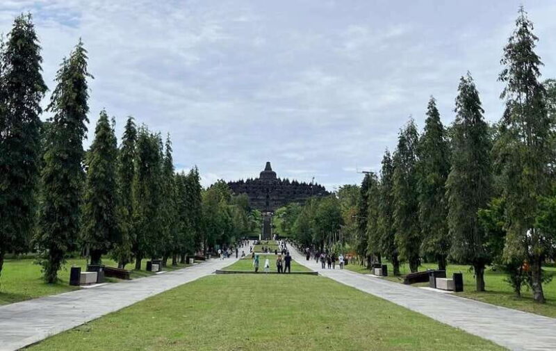 Yogyakarta: Breakfast at Borobudur & Prambanan Private Tour - Who Is This Tour Best For?
