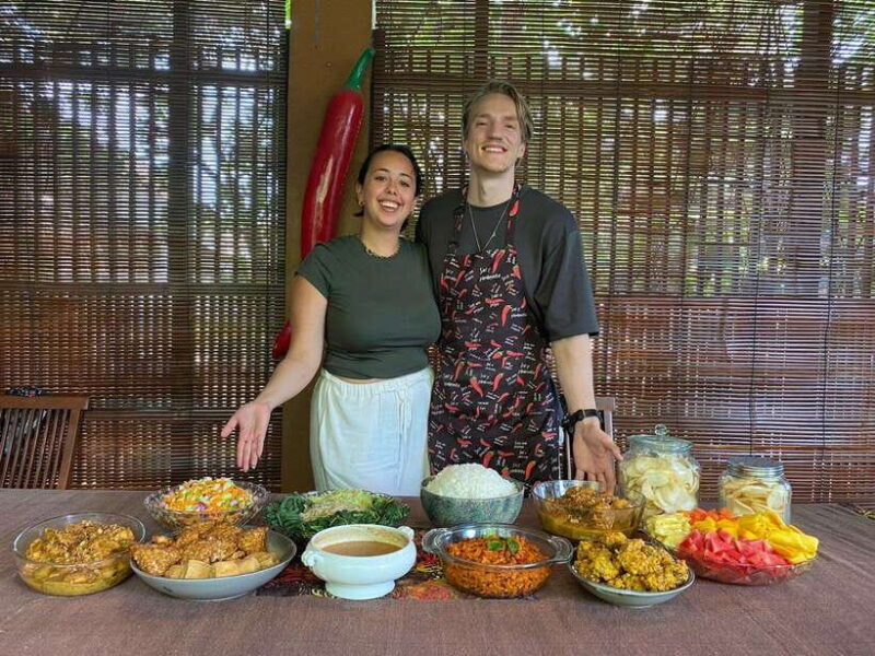 Yogyakarta: Cooking Class with Traditional Market Tour - Authenticity and Traveler Feedback