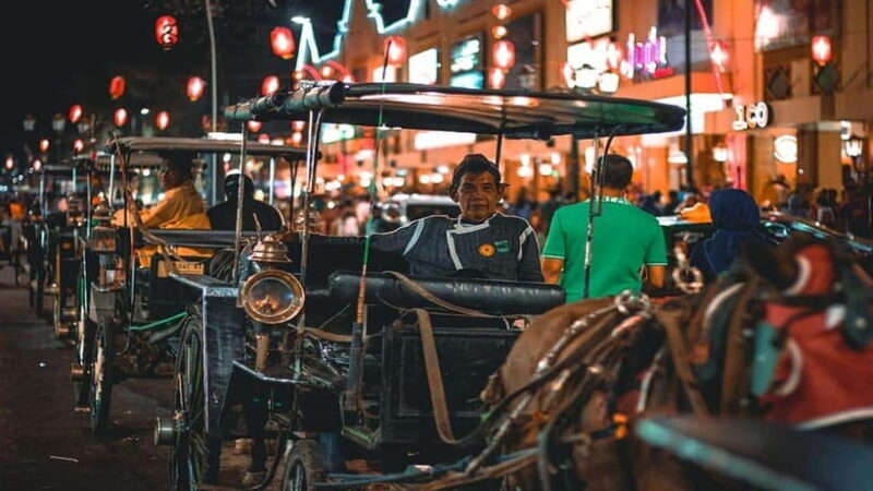 Yogyakarta: Culinary Food and Walking Tour with Local - Key Points