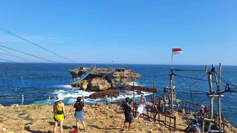 Yogyakarta: Explore Pindul Cave, Oyo River & Timang Beach - A Close Look at the Itinerary and Experience