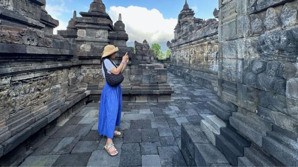 Yogyakarta: Full Access Borobudur Guided Tour - Key Points