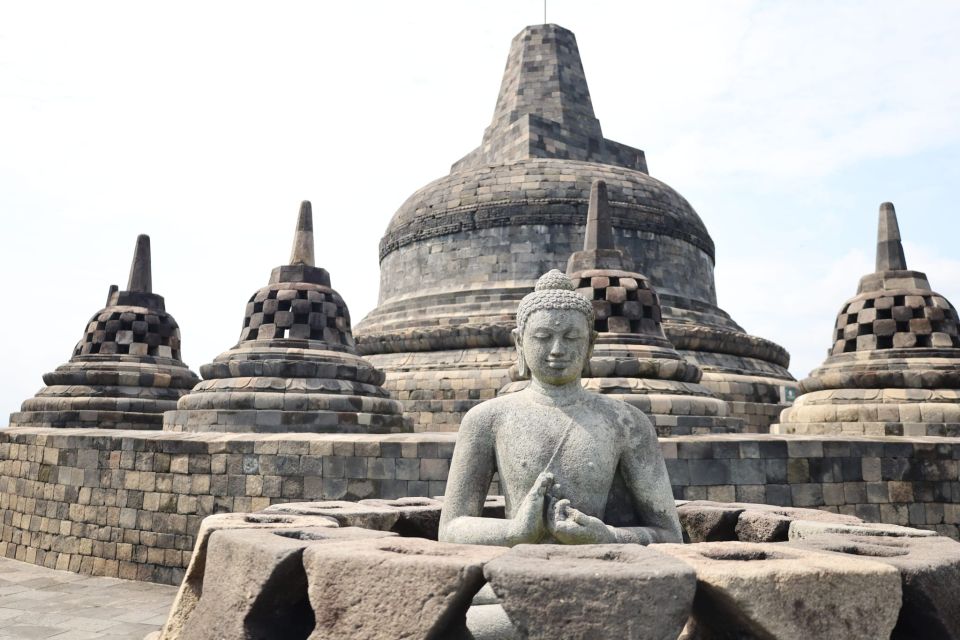 Yogyakarta: Full Access Borobudur Guided Tour - Itinerary and Experience