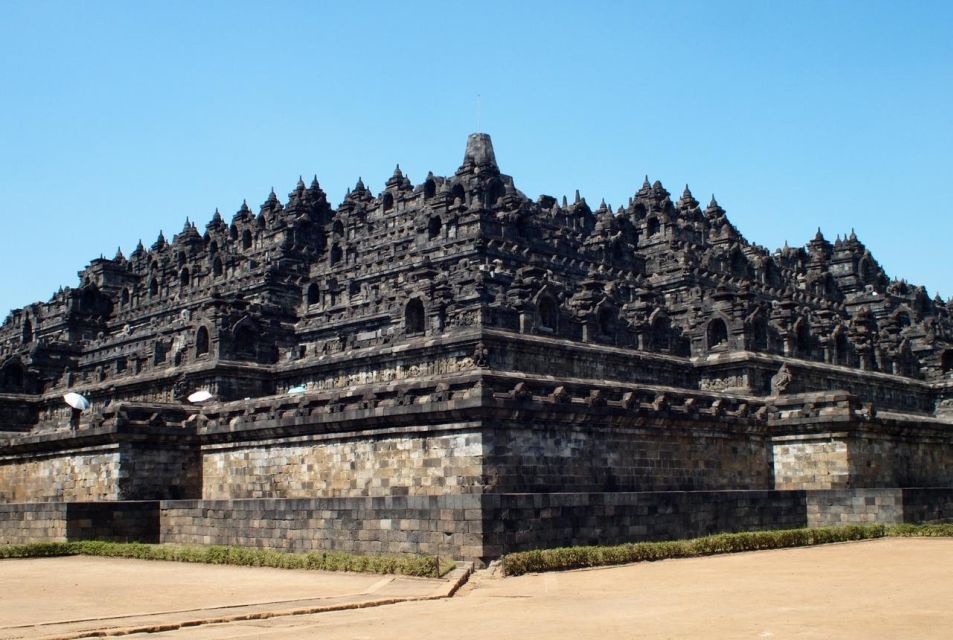Yogyakarta: Full Access Borobudur Guided Tour - Customer Reviews