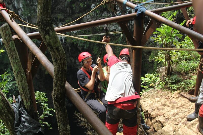 Yogyakarta: Incredibly Jomblang Cave and Pindul Cave Tubing - Pindul Cave Tubing
