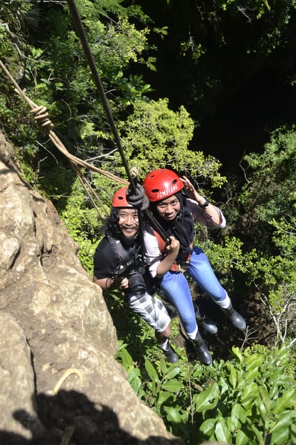 Yogyakarta: Incredibly Jomblang Cave and Pindul Cave Tubing - Cave Features and Highlights