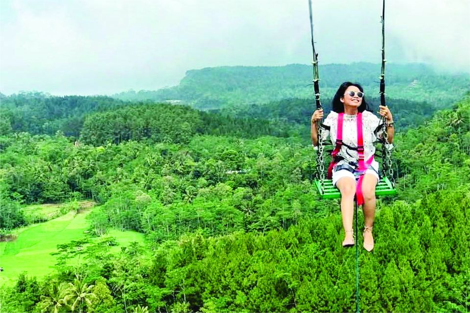 Yogyakarta Instagram Tour: Volcano, Jungle Swing & Waterfall - Tour Pickup and Dropoff
