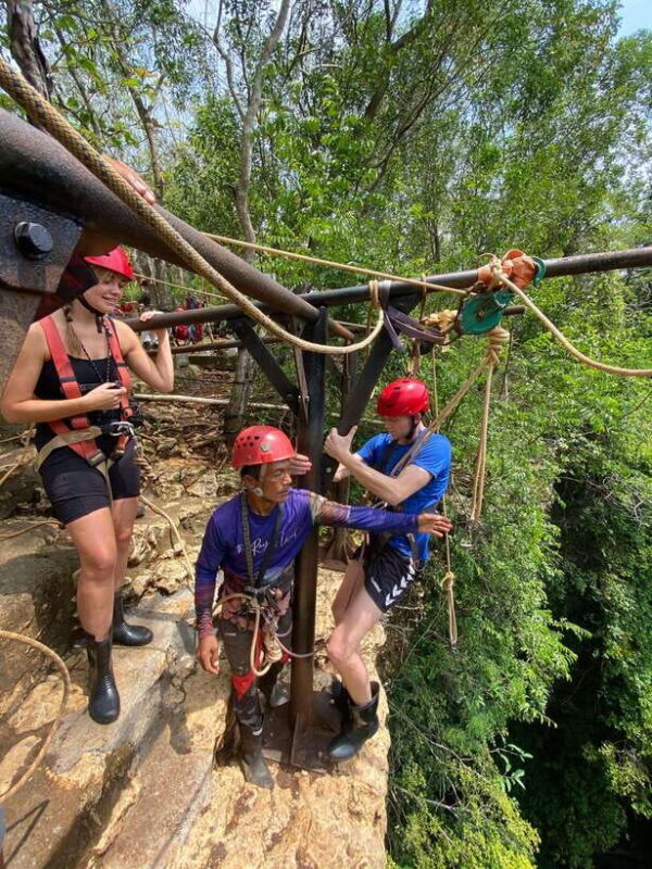 Yogyakarta: Jomblang Cave and Pindul Cave Tubing Day Tour - The Bottom Line: Who Should Consider This Tour?