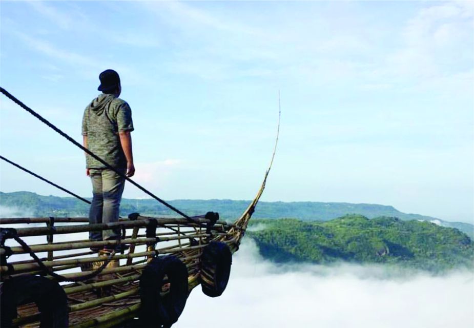 Yogyakarta: Jurang Tembelan, Pine Forest, and Timang Beach - Timang Beach Wonders