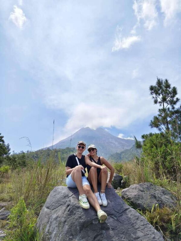 Yogyakarta: Merapi Jeep Tour & Selo Griyo Temple Visit - Key Points