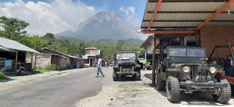 Yogyakarta: Merapi Sunrise Jeep Tour and Jomblang Cave Tour - Highlights of the Tour