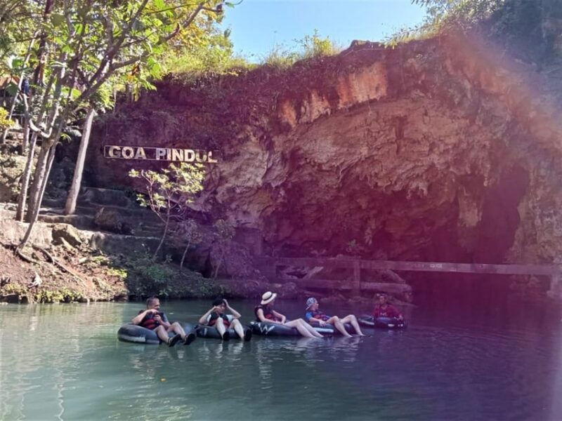 Yogyakarta: Mount Merapi and Pindul Cave Tubing Day Tour - Lunch Break
