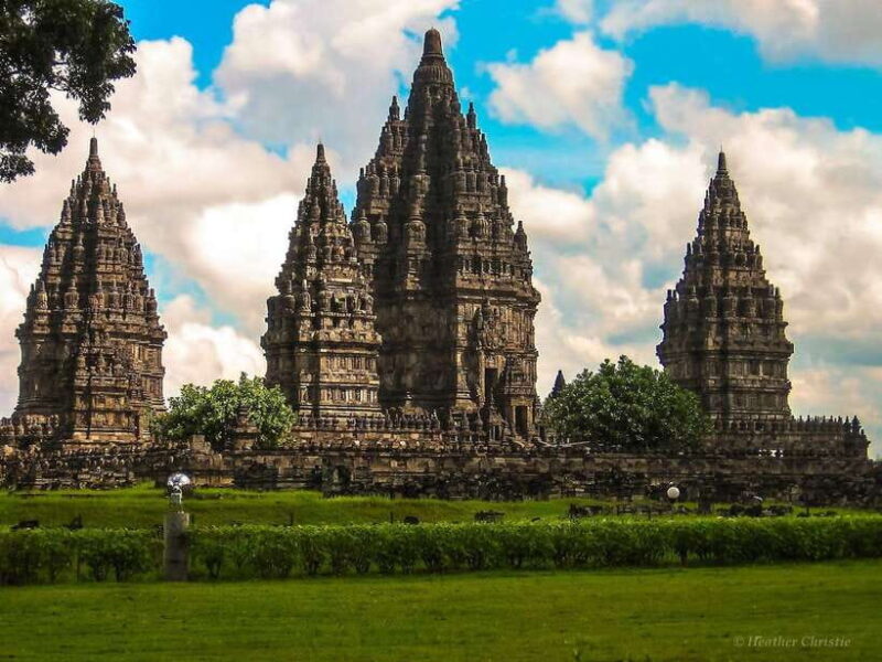 Yogyakarta : Prambanan and Borobudur full access guarantee - Key Points