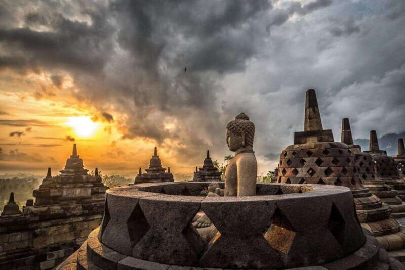 Yogyakarta : Prambanan and Borobudur full access guarantee - What Travelers Say