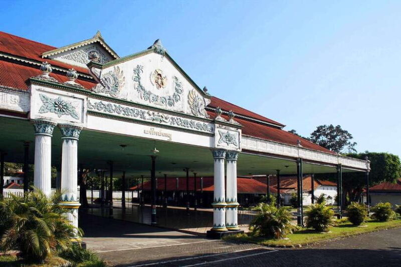 Yogyakarta: Private Tour with Borobudur and Prambanan - Discovering Yogyakarta on a Personal Level