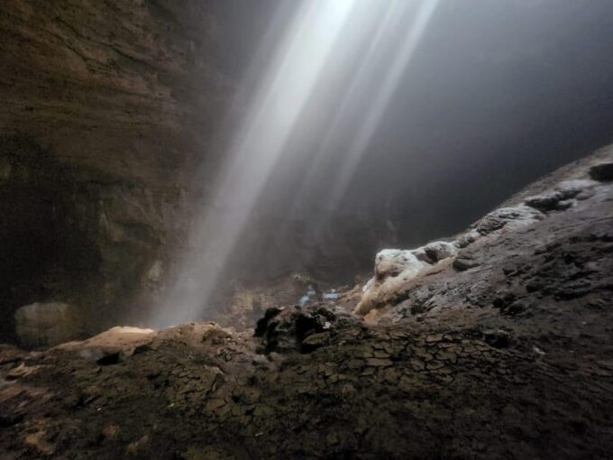 Yogyakarta: Private Tour With Pick Up and Transfer - Discovering Jomblang and Pindul Caves