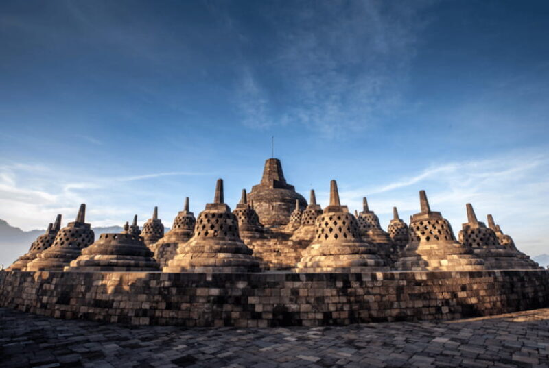 Yogyakarta: Setumbu Sunrise, Borobudur & Prambanan Day Tour - Who Should Consider This Tour?