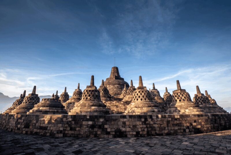 Yogyakarta: Setumbu Sunrise, Borobudur & Prambanan Day Tour - FAQ