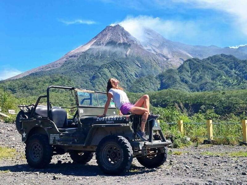 Yogyakarta: Sultan Palace, Water Castle & Mount Merapi Tour - Key Points