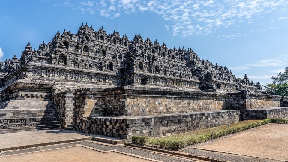 Yogyakarta: Sunrise at Mount Merapi, Borobudur, & Prambanan - Mount Merapi Sunrise Experience