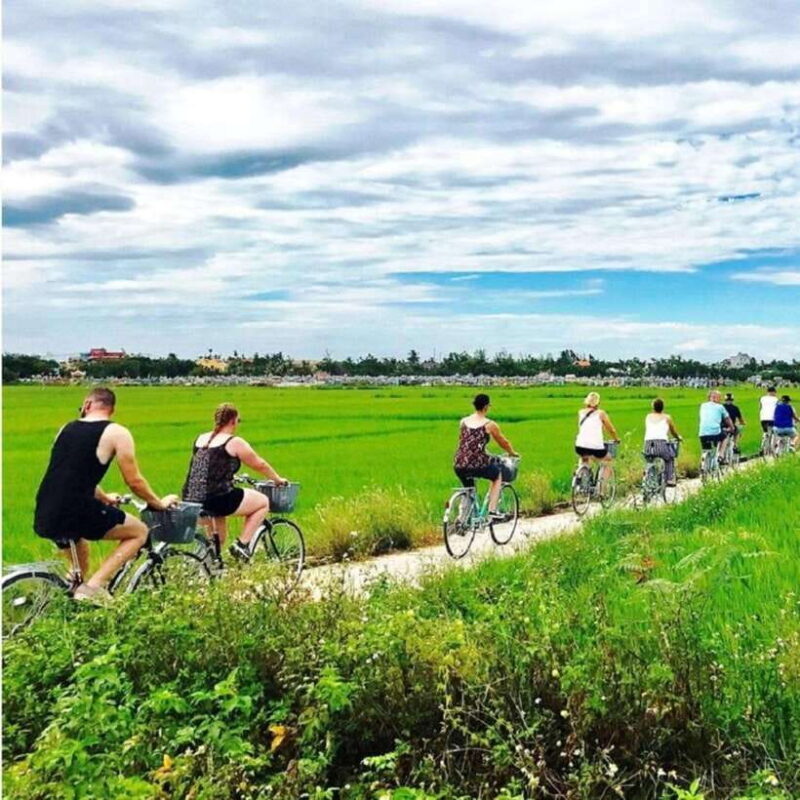 Yogyakarta; Sunrise at view point and Borobudur Cycling tour - Why This Tour Stands Out