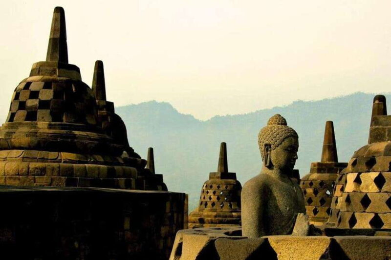 Yogyakarta: Sunrise setumbu, Borobudur and Prambanan Tour - Key Points