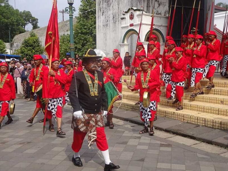 Yogyakarta: Tailor-Made Private Car Rental With Driver - What Makes It a Good Choice?