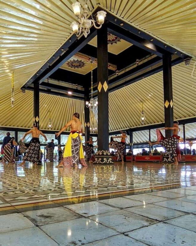 Yogyakarta: Tailor-Made Tour with English Speaking Driver - Who Is This Tour Best Suited For?