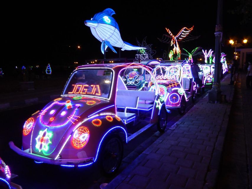 Yogyakarta: Taste Yogyakartas Cuisine and Night Walks - Pedicab Ride to Alun-Alun Kidul