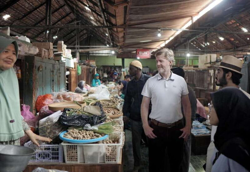 Yogyakarta: The Oldest Neighborhood Walking Experience - Key Points