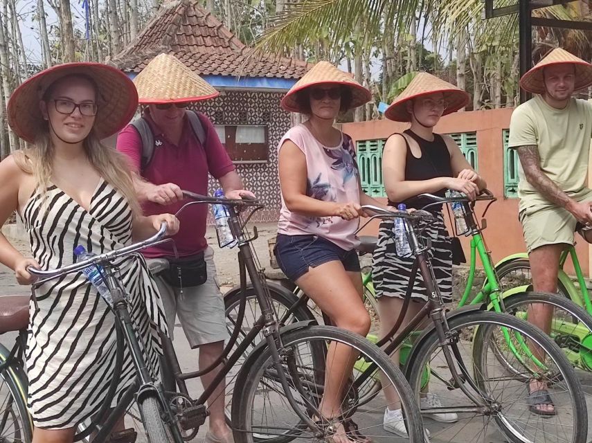Yogyakarta: Village Cycling Tour Feel Real Local Atmosphere - Booking and Minimum Requirements