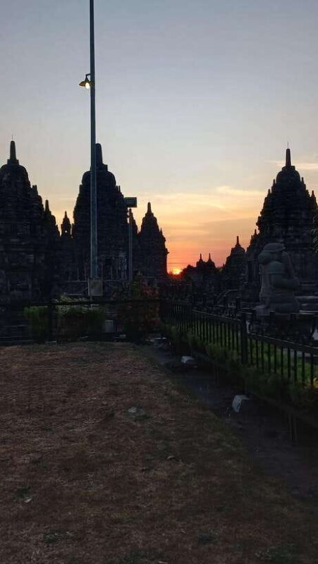 YOGYAKARTA VISIT PRAMBANAN TEMPLE SUNSET - What to Expect