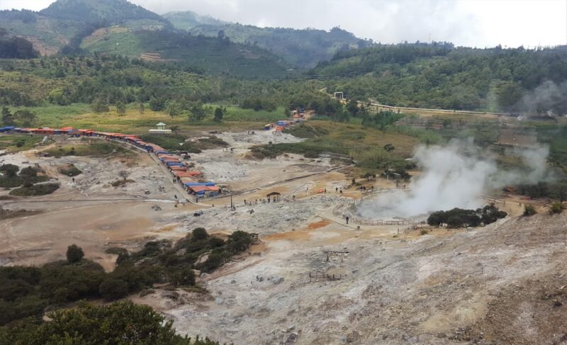 Yogyakarta:Dieng Plateau,Sunrise, Crater, Color Lake &Temple - Inclusion Details