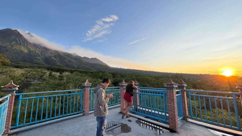 Yogyakarta:Mount Merapi Sunrise, Borobudur Climb & prambanan - Authentic Experiences and Authenticity