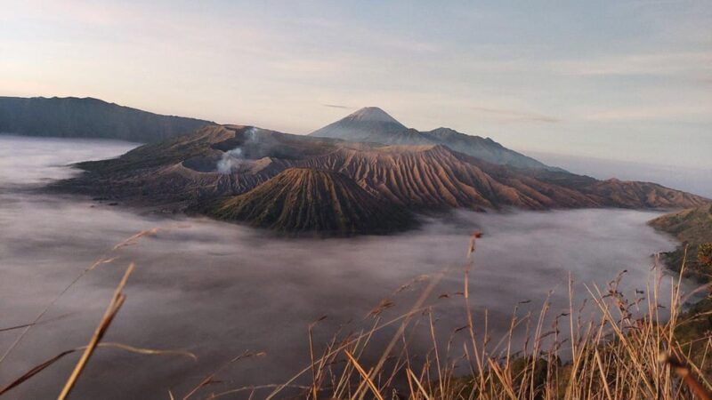Yogyakarta:Yogyakarta Bromo Sunrise Ijen Blue Fire Land Tour - Good To Know