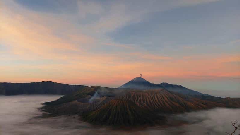 Yogyakarta:Yogyakarta Bromo Sunrise Ijen Blue Fire Land Tour - Pickup and Accommodation