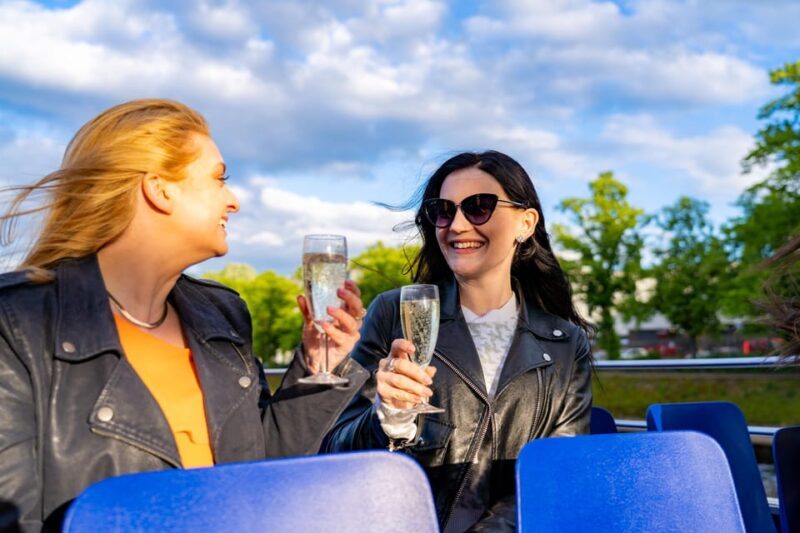 York: 60-Minute 'Happy Hour' Cruise For All Ages - How to Make the Most of Your Cruise