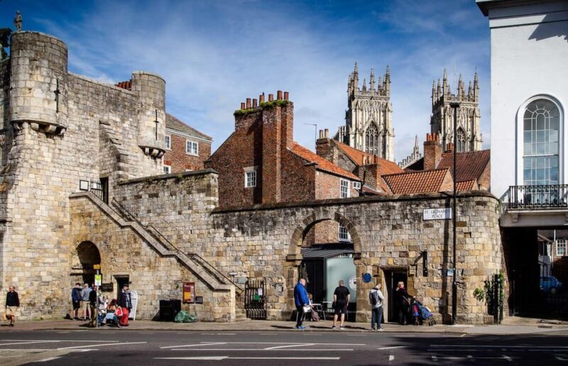 York: Guided Photography Walking Tour - An Honest Look at the York Photography Tour