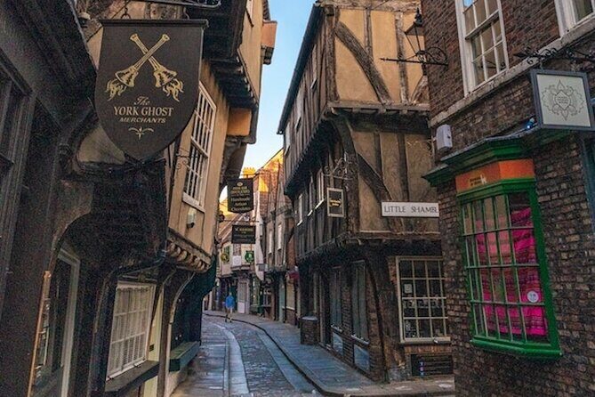 York's Famous Ghosts Smartphone App walking tour - What Makes This Tour a Good Value?