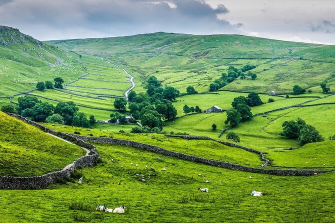 Yorkshire Dales Tour App, Hidden Gems Game and Big Britain Quiz (7 Day Pass) UK - Flexible Self-Guided Adventure
