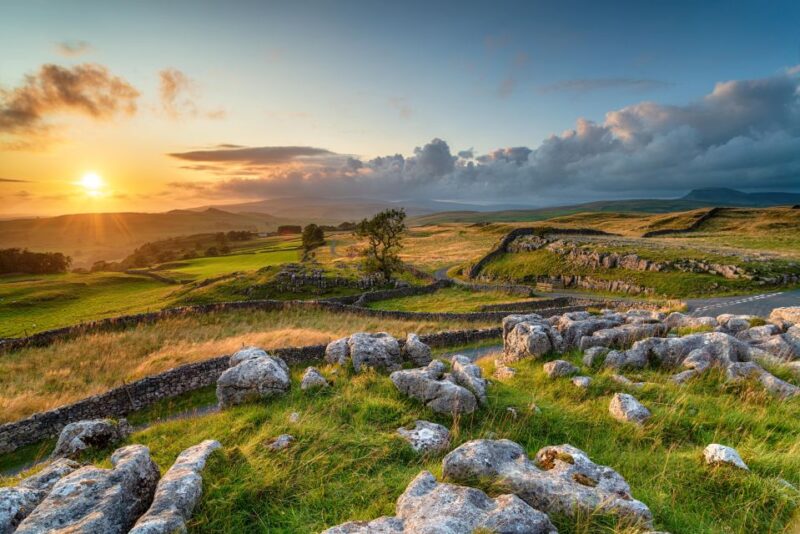 Yorkshire: Tour Gear in a Box - Included Tour Materials