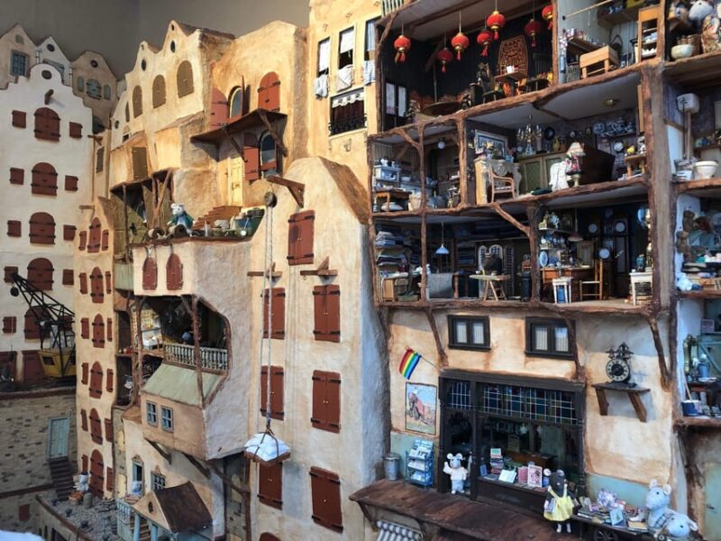 Your Own Amsterdam. Jordaan: The Atmosphere of Old Holland - Highlights of the Itinerary