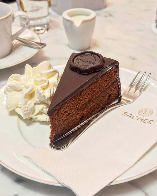 Your Personal Local Assistent for Authentic Experiences - Exploring Vienna with a Local Guide: What You Can Expect