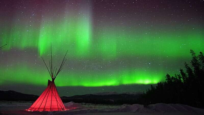 Yukon: Aurora Borealis Late Night Viewing Tour - Comfort and Snacks