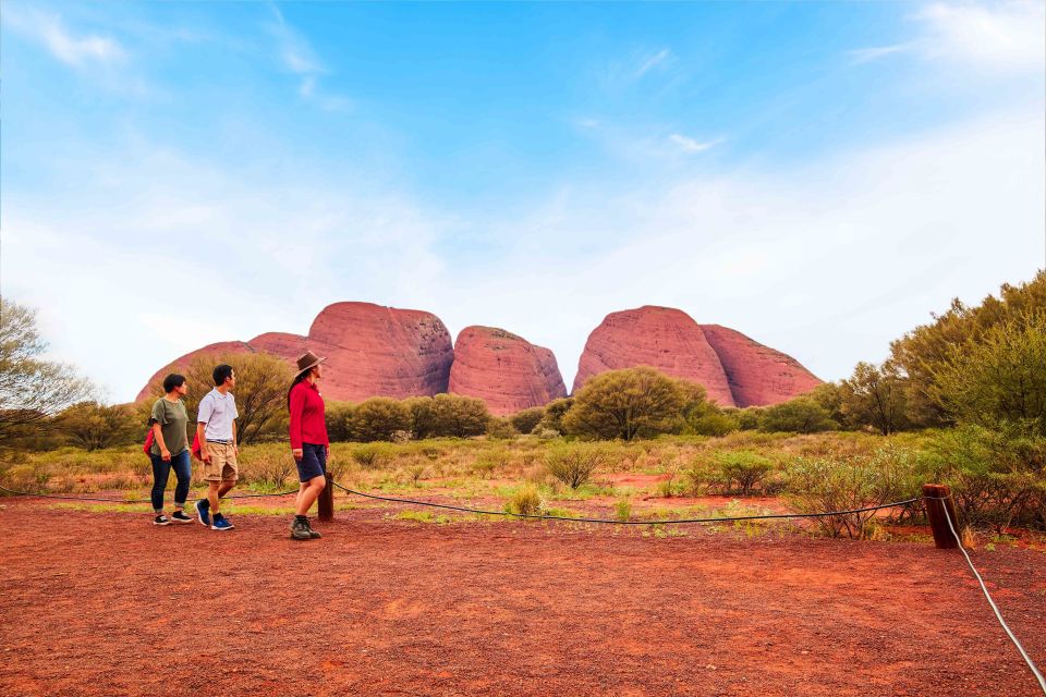 Yulara: Uluru Sunrise and Kata Tjuta Day Trip by Bus - Experience Highlights
