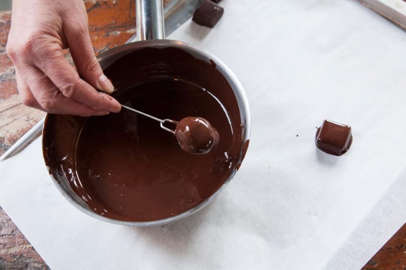 Zaandijk: Chocolate Making Demonstration & Tasting - Chocolate Making Process