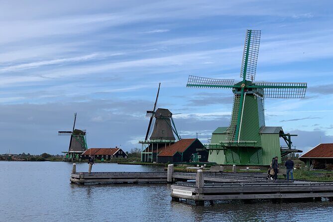 Zaanse Schans and Giethoorn Small-Group Tour with Hotel Pick-Up - FAQ