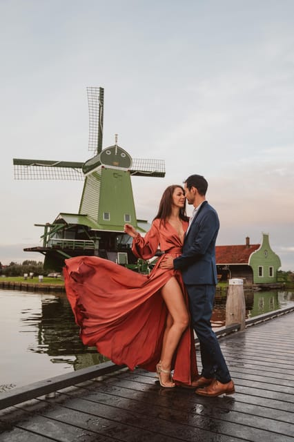 Zaanse Schans: Photoshoot Near Amsterdam with Windmills - A Closer Look at the Zaanse Schans Photoshoot Experience