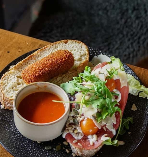 Zaanse Schans: Windmill Audio Guide with Dutch Lunch - An Honest Look at a Dutch Classic