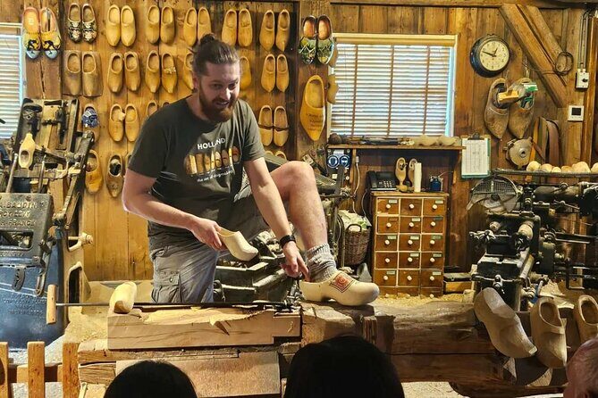 Zaanse Schans Windmills E-bike Day Trip from Amsterdam - The Experience in Context