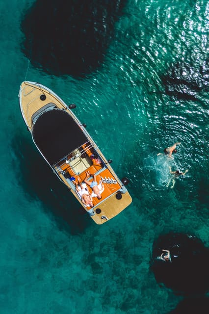 Zadar: 3 Islands Luxury Boat Tour with Aperol Spritz - Stop 2: Oljak – The Smallest Inhabited Island